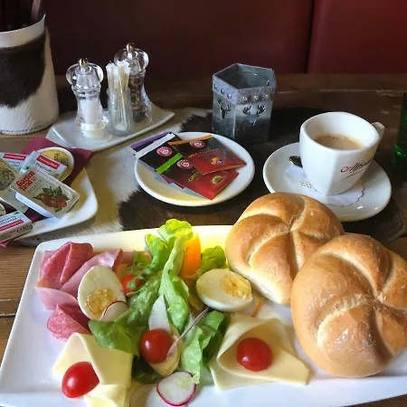 Guest house Rauchkuchl 3*